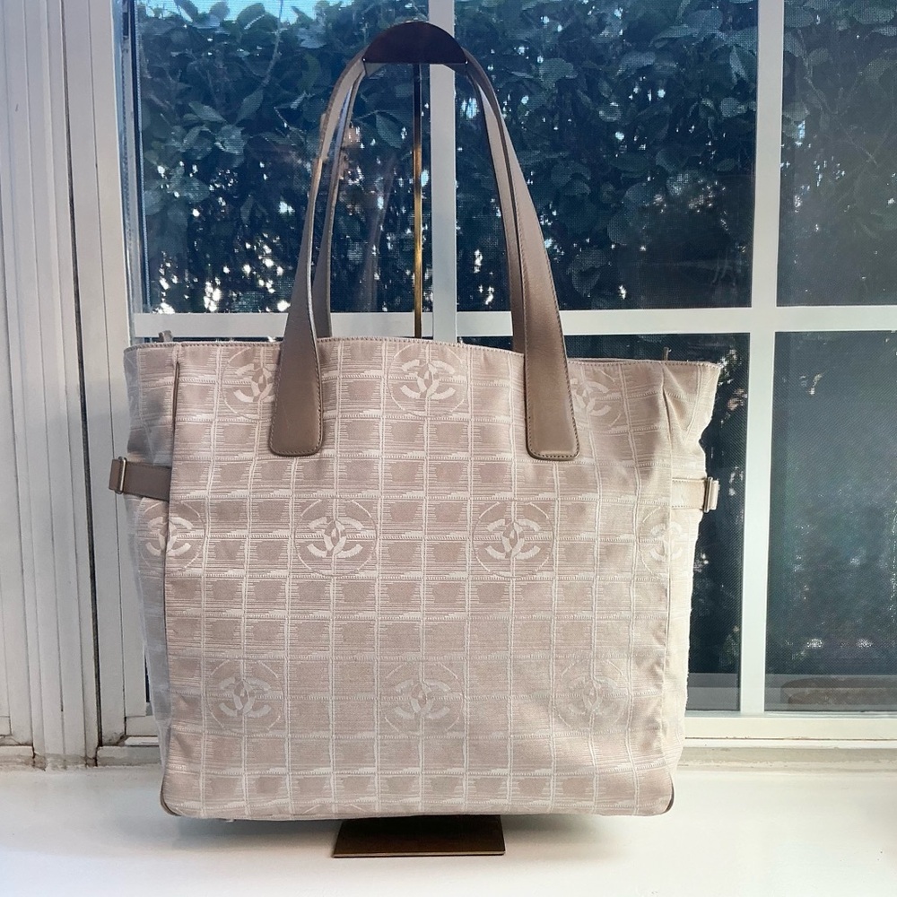 CHANEL Beige Jacquard CC Tote with Leather Handles – Authentic w/ COA